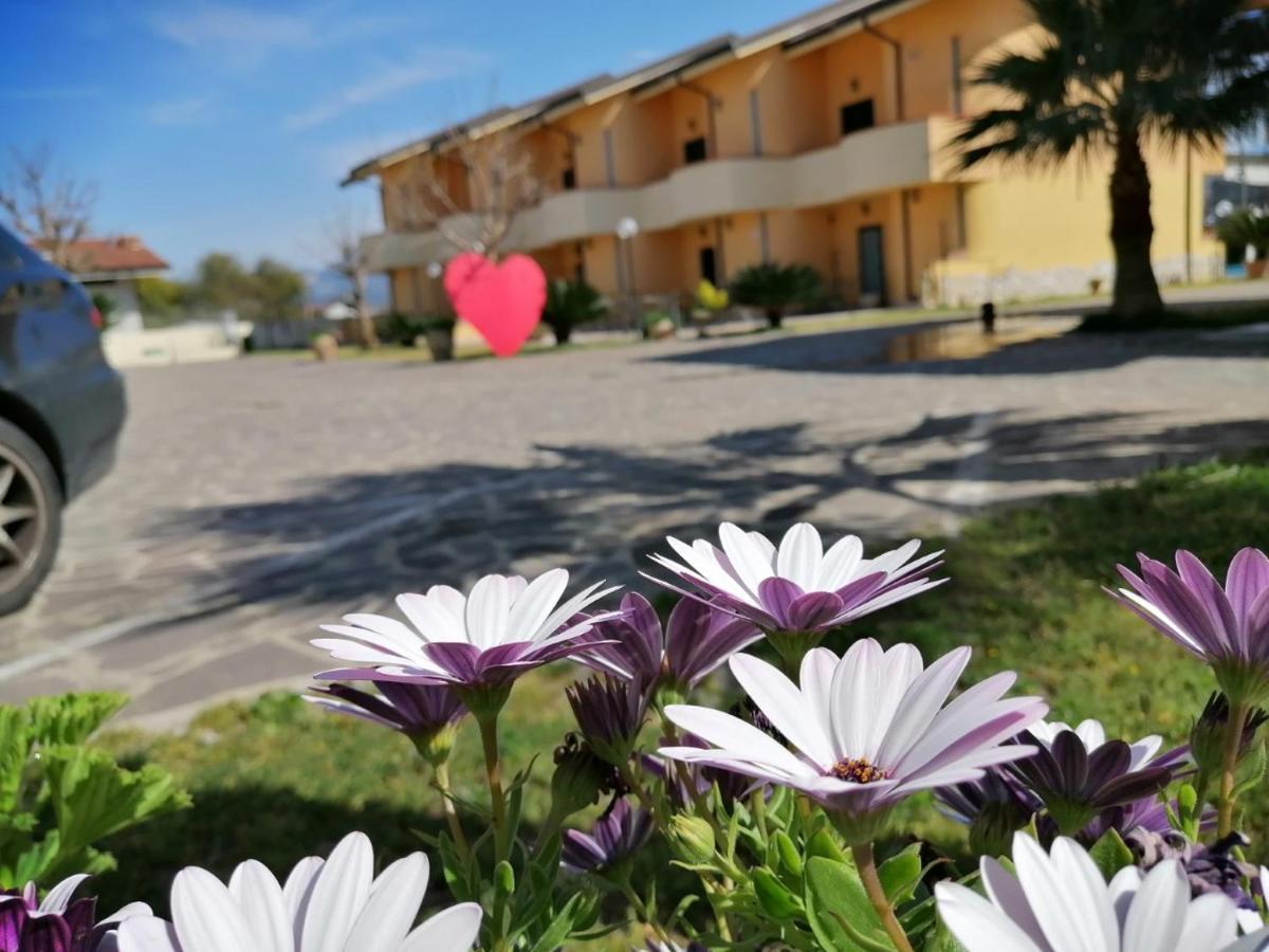 Conca Degli Dei Aparthotel Paestum Exterior photo